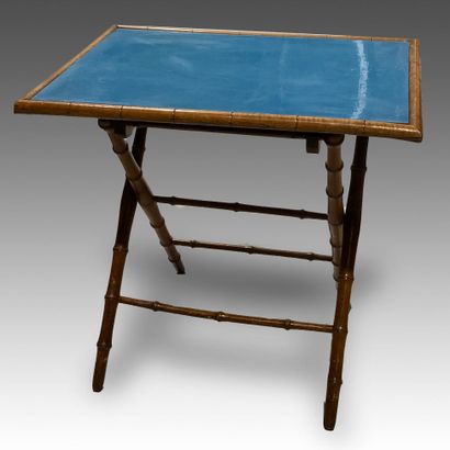 null Table à piétement "bambou" et plateau (transformé) rectangulaire rabattable
H....