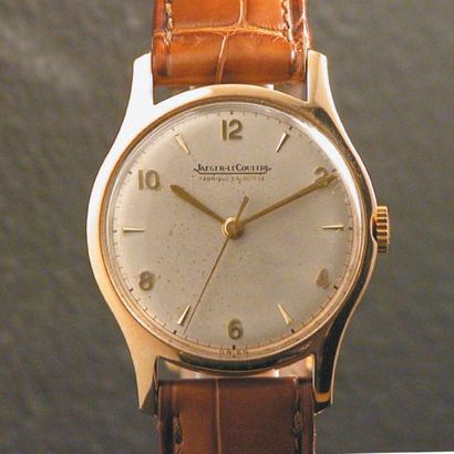 JAEGER LECOULTRE N° 125415 vers 1950 Belle montre-bracelet en or, boîtier rond. Cadran...