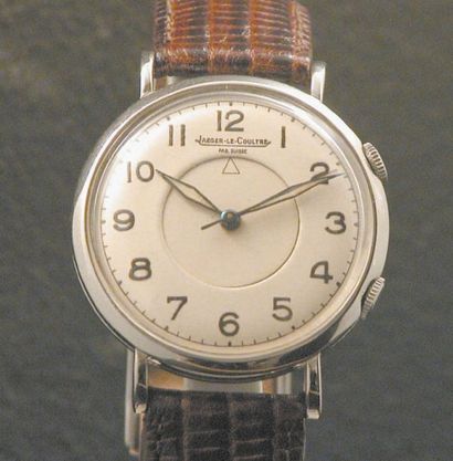 JAEGER LECOULTRE MEMOVOX vers 1940 Belle montre-bracelet en acier, boîtier rond,...