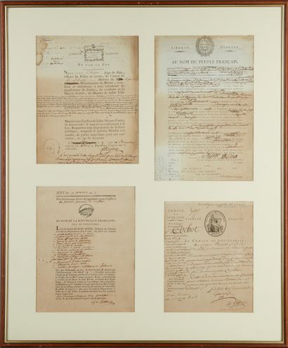 null DOCUMENTS JUDICIAIRES.
Cadre (57 x 70 cm) renfermant 4 documents :
- Mandat...