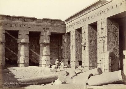 Henri BECHARD (actif 1869-1890) Égypte, onze photographies vers 1870. Tirages albuminés...