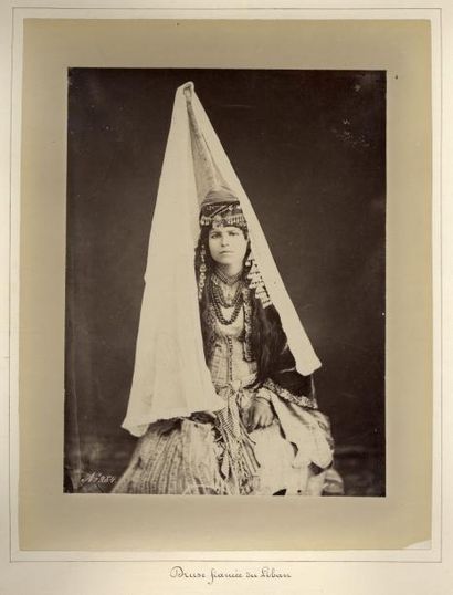 LIBAN Quatre photographies dont 2 par Bonfils, vers 1880. Tirages albuminés d'époque,...