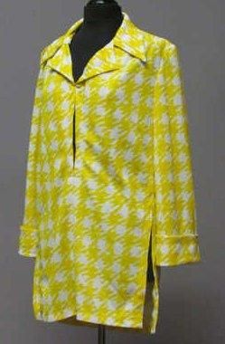 Tricot Madeleine de RAUCH, circa 1965 TUNIQUE en piqué jersey imprimé figurant un...