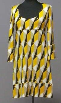 Diane von FURSTENBERG ROBE en jersey de soie imprimé figurant un motif géométrique...