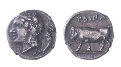 null CAMPANIE, Hyria (400-335). Didrachme (7,36 g) à la tête d'Athéna au casque orné...