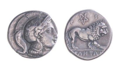 null LUCANIE, Vélia (400-350). Statère (7,44 g) à la tête casquée d'Athéna. R/ Lion...