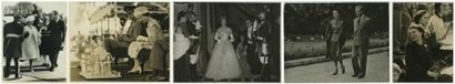 null Reine Elizabeth II et famille royale. Vingt photographies vers 1950-1960. Tirages...