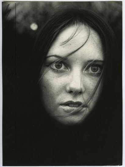 Frantisek MARSALEK «A morning portrait», vers 1972. Tirage argentique d'époque, 23,5...
