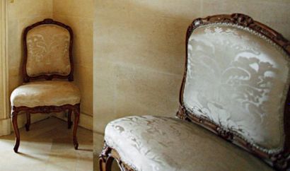 Jean-Baptiste I TILLIARD (1685-1766) Exceptionnelle et rare paire de chaises de salon...