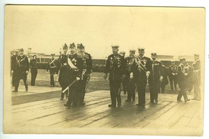 null Nicolas II, empereur de Russie. Deux photographies vers 1910. Tirages argentiques...