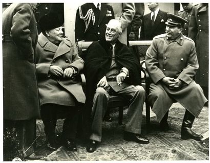 null Seconde Guerre mondiale. Conférence de Yalta (Crimée), Churchill, Roosevelt...