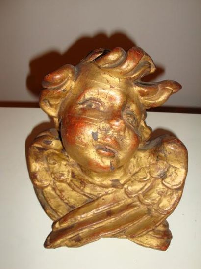 null Tête d'ange, en bois sculpté et doré, hauteur: 18 cm