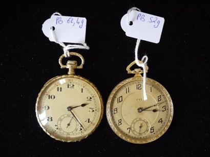null Deux montres en or, années 1930. (Pb 114.4gr.)