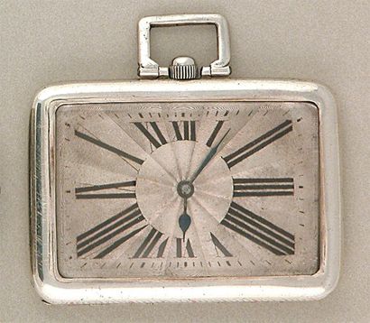 null MONTRE RECTANGULAIRE en argent, vers 1930.