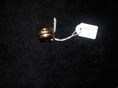 null Bague «bandeau» en or jaune 18K (750°/00) composée d'un anneau mobile serti...