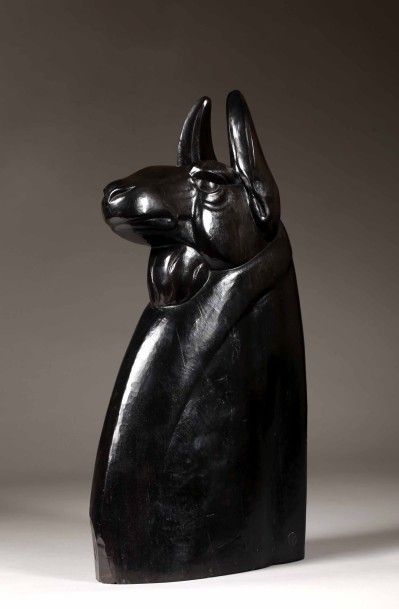 Gaston Étienne LE BOURGEOIS (1880-1956) 
Tête de Lama mouton vers 1922
Ebène sculpté,...