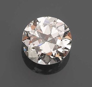 null Diamant sur papier demi-taille pesant 1,95 carat MT Certificat LFG.