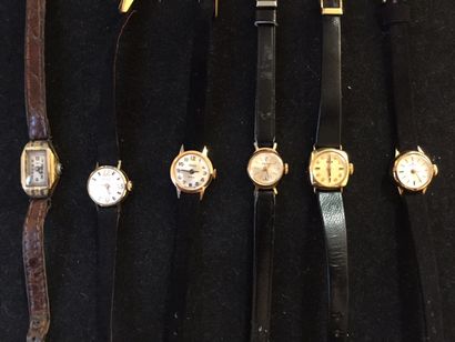 null Lot de 6 montres de poignet de dame, boîtier en or jaune 18k, bracelets cuir...