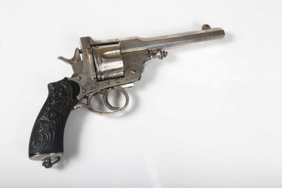 null Revolver type Gasser, six coups, calibre 11 mm, double action.
Canon à pans...
