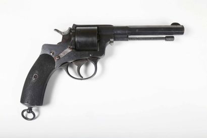 null Revolver Simson & Co Suhl, six coups, calibre 11 mm env., Double action.
Canon...