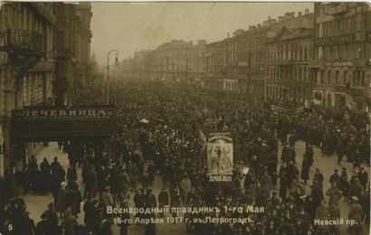 null U.R.S.S. manifestation du 1er mai 1917 à Petrograd, perspective Nevski.
Tirage...