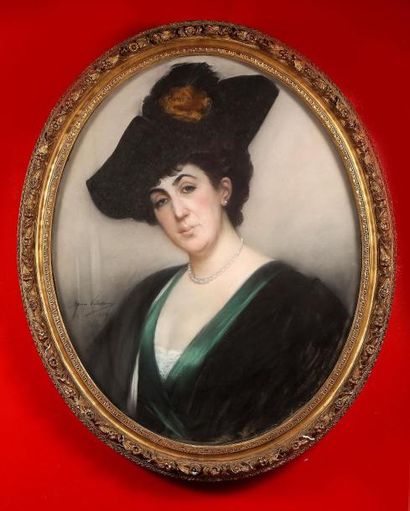 * Marie VILLEDIEU (XIXème-XXème siècle) Portrait de Gabrielle REVAL Pastel en ovale...