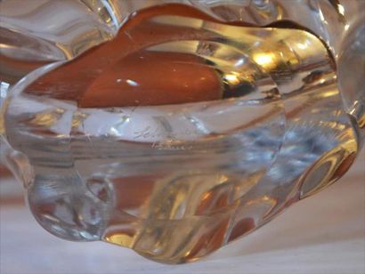 SCHNEIDER Coupe à fruits en cristal blanc, années 1950. Signe.
H. 23 cm - L. 70 ...