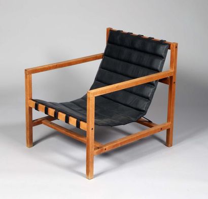 Mogens PUM & Kay Ingemann IVERSEN, designer "PH 81"
Fauteuil moderniste à structure...