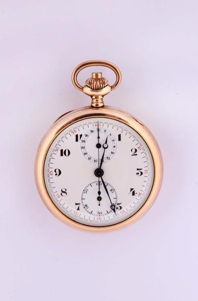 null Montre - chronographe en plaqué or, vers 1925.
D. 51mm