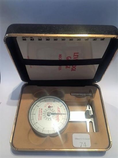 null "The A. D. Leveridge MM. gauge and weight estimator", "Made by Micromat C° Mahwah
N....