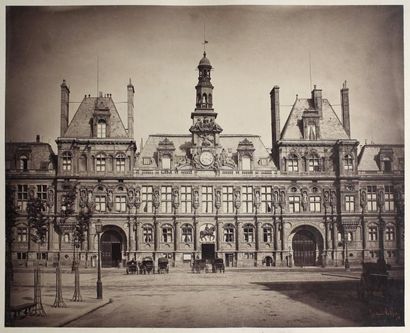 Gustave Le Gray (1820-1884) Place de l'Hôtel de Ville avec les arbres, Paris, vers...