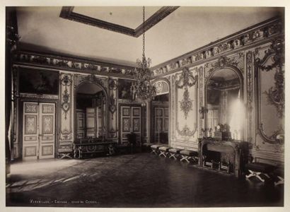 Pierre Lampué (1836-1924) Décoration intérieure du Palais de Versailles et Vue du...