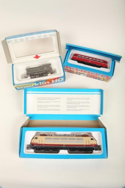 MARKLIN (avec boîtes) 2 locomotives et 1 micheline - Locomotive électrique (crème...