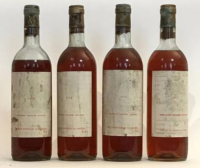 null 4 bouteilles CHÂTEAU SAINT- AMAND Sauternes: 3 bouteilles 1978 Etiquettes fannées,...