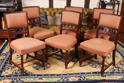 null Un ensemble de 6 chaises de salle à manger. Travail anglais, 20ème siècle.
