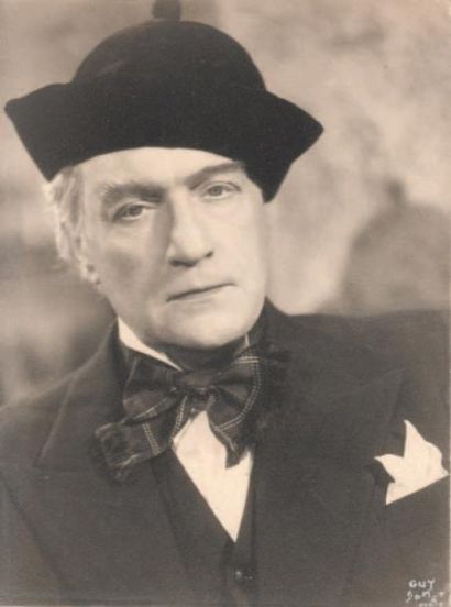 Guy BOMET Portrait de Sacha Guitry, vers 1930. Tirage argentique d'époque 23,8 x...