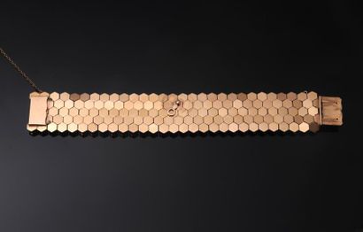 null Bracelet manchette en or 18K (750°/00) à motifs de billes facettées et de pointes...