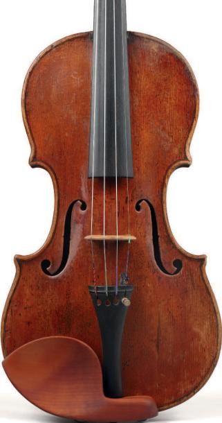 null Violon de Louis Guersan, portant l'étiquette ‘Ludovicus Guersan Prope Comoediam...