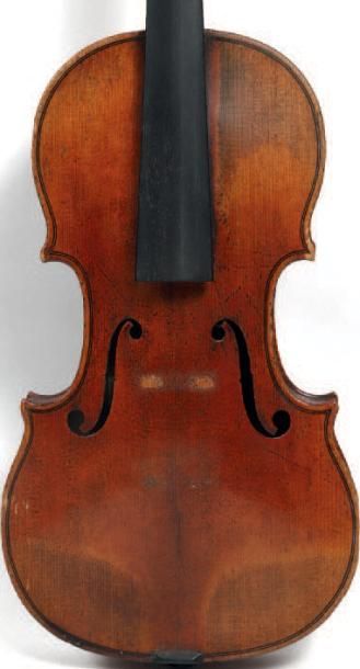 null Violon avec l'étiquette ‘Réparé par Jacquot, Luthier à Nancy 1898'. 358 mm....