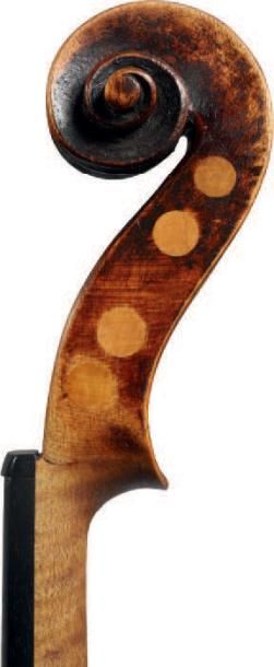 null Violon avec l'étiquette ‘Réparé par Jacquot, Luthier à Nancy 1898'. 358 mm....