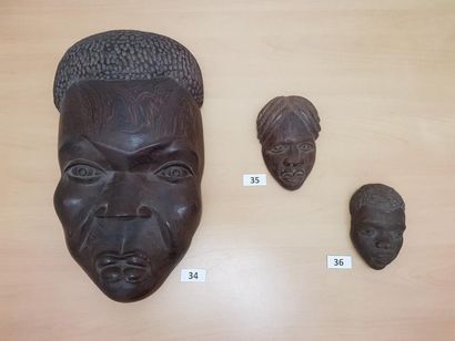 null Lot de trois masques de type Bamileke, Cameroun