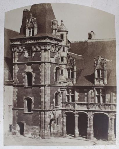 BISSON Frères 6 vues du château de Blois, de la façade des Beaux-Arts, de la Fontaine...