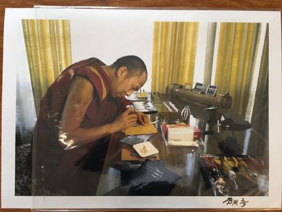 Benjamin AUGER NON VENU
Portrait du Dalaï-Lama, tirage signé et numéroté 2/9, 40cm...