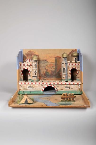 BON-DUFOUR Fort marocain en bois peint et papier. 50 x 35 x 15.