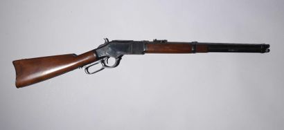 null 
Carabine UBERTI GARDONE type Winchester 1873, calibre 22LR.

           Canon...