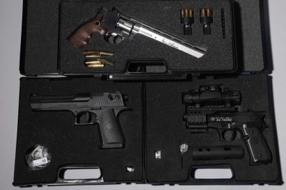 null Pistolet à plomb XX-TREM Beretta 92, calibre 4,5 mm. Revolver à plomb Dan Wesson,...