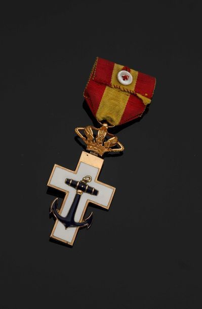 null Médaille de l’ordre du Mérite Naval Espagnol (créé en 1866). Croix de chevalierCroix...