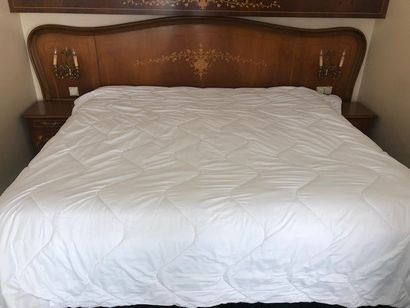 null Couettes Linvosges.
240 cm x 220 cm MARRON [total environ: 21] 140 cm x 200...