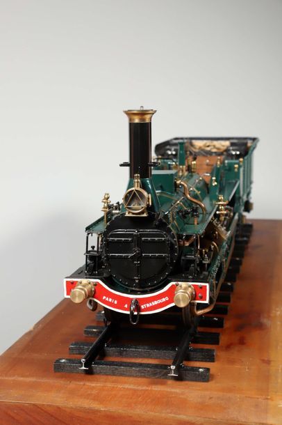 null Maquette, à l'échelle 1/10, d'une locomotive et tender ‘Crampton' comme manufacturée...