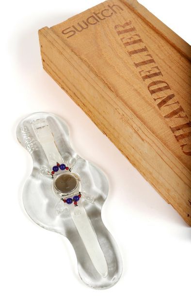 null SWATCH modèle ‘Chandelier' en verre de Murano avec sa caisse d'origine en b...
